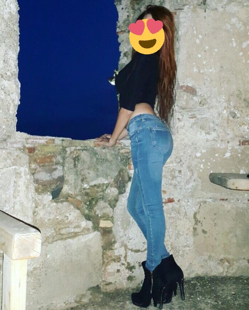 Kemalpaşa Öğrenci Çıtır Escort